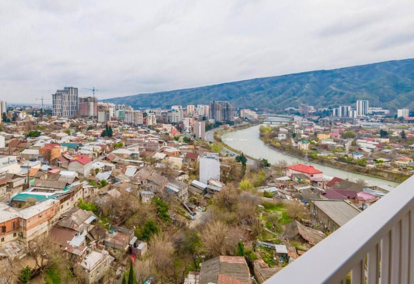Apartments With View Tbilisi Exterior photo